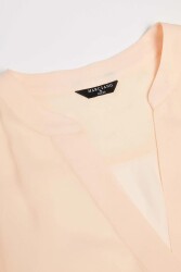 Guess Marciano Cynthı Kadın Regular Gömlek 2BGH179807Z Kırık Beyaz