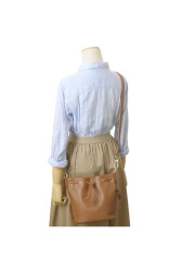Longchamp Le Foulonne Small Kadın Çapraz Çanta 10061021F72 Karamel