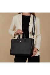 Tommy Hilfiger Kadın Çapraz Askılı Çanta AW0AW16681BDS Black